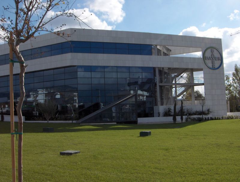 Η Bayer Hellas στηρίζει το έργο της Ομάδας Αιγαίου προσφέροντας χαρά στα παιδιά της Αμοργού