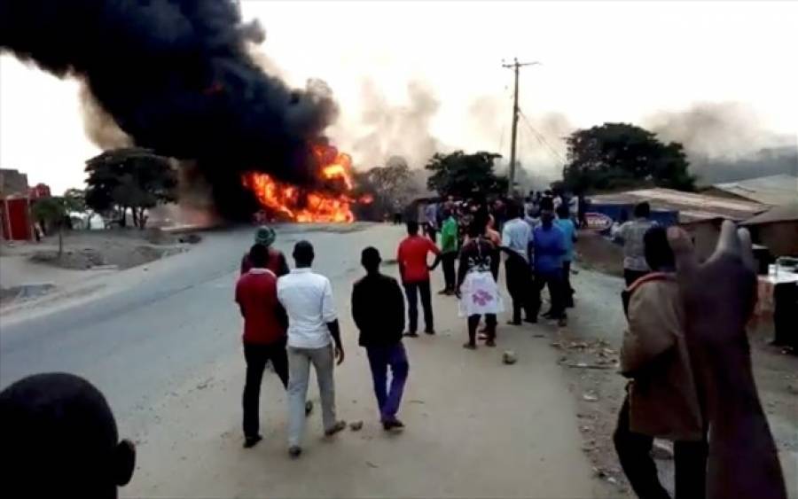 Ουγκάντα: Στους 19 οι νεκροί μετά από έκρηξη σε βυτιοφόρο
