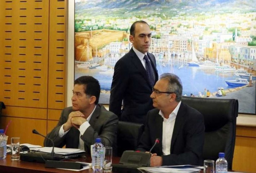 Κύπρος: Τριάδα υποψηφίων στο ΔΗΣΥ μετά το... στραπάτσο στις εκλογές