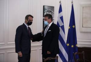Συνάντηση Μητσοτάκη- Σέφκοβιτς: Στο επίκεντρο οι προκλήσεις της ΕΕ