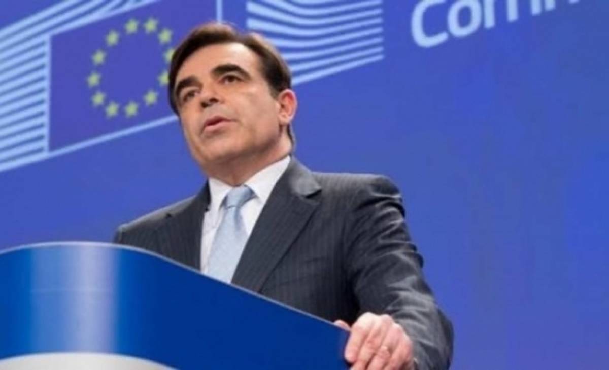 Ο Σχοινάς παραπέμπει τον Τραμπ στην Αντιγόνη του Σοφοκλή