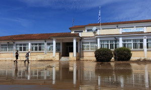 Θεσσαλία: Ανοίγουν τη Δευτέρα τα σχολεία- Ποια θα μεταστεγαστούν