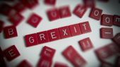 Fitch: Σοκ η έξοδος της Ελλάδας απ' το ευρώ- Το Grexit δεν είναι βασικό σενάριο