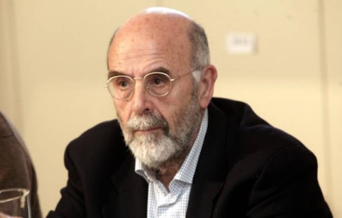 Διευκρινιστική δήλωση Λιάκου για τη Μόρια-Απάντηση στη ΝΔ