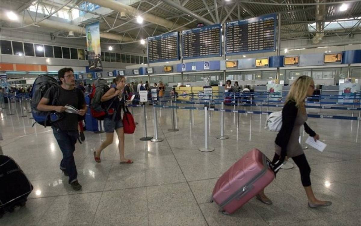 Νέα αύξηση καταγράφουν αφίξεις και κρατήσεις από την Κίνα