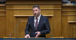 Ανδρουλάκης: Δείξτε μας το email Τριαντόπουλου- Ένταση με Φλωρίδη