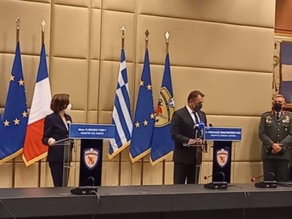 Παρλί-Παναγιωτόπουλος για Rafale: Στρατηγικός ο χαρακτήρας των ελληνο-γαλλικών σχέσεων