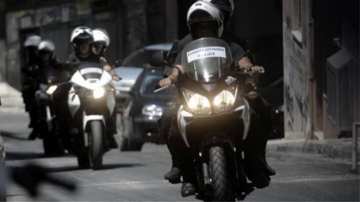 Εξάρχεια: Επίθεση σε άνδρες της ΔΙΑΣ- Ένας αστυνομικός τραυματίας