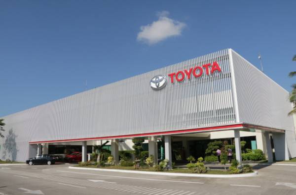 Toyota: Αναστέλλει τη λειτουργία πέντε εργοστασίων της λόγω έλλειψης ημιαγωγών
