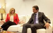 Βλέπει τη Φώφη το μεσημέρι της Παρασκευής ο Μητσοτάκης
