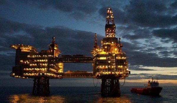 Citigroup: Περαιτέρω πτωτικά ρίσκα για το πετρέλαιο το 2016