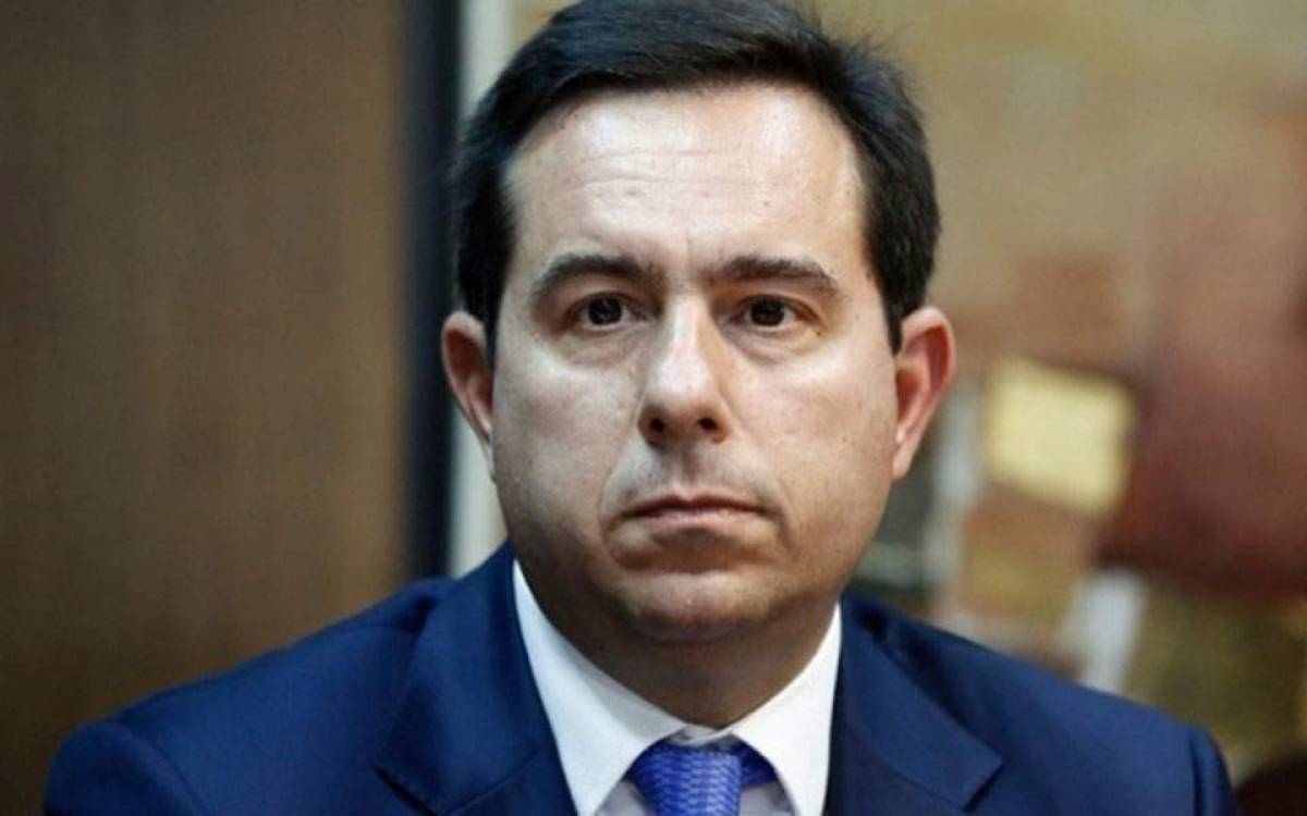 Μηταράκης για Καμένα Βούρλα: Είναι απόβλητα τα παιδιά;