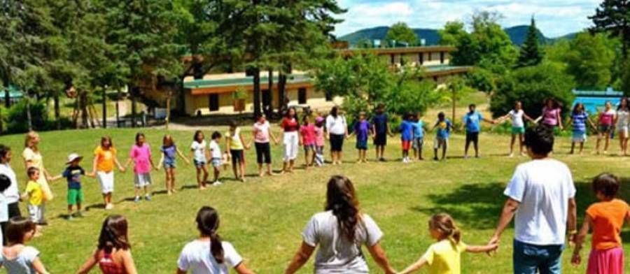 ΕΦΚΑ: Εγκρίθηκε η φιλοξενία για 3.000 παιδιά σε ιδιωτικές κατασκηνώσεις