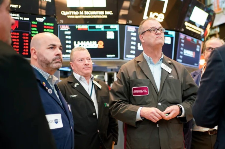 Wall Street: Στάση αναμονής μετά το «ράλι» της Παρασκευής
