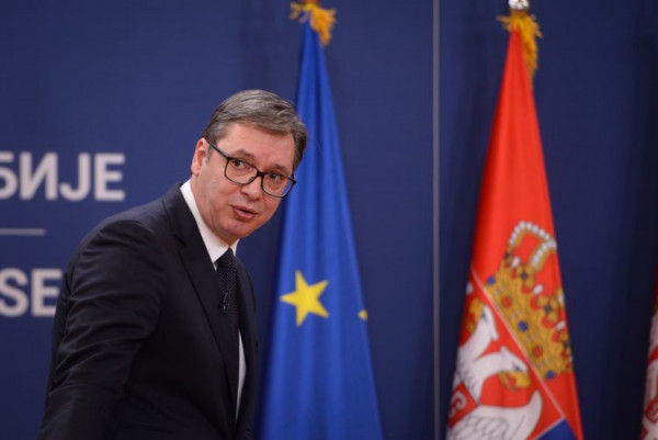 Βούτσιτς: Το ΝΑΤΟ κάνει τα στραβά μάτια στο Κόσοβο