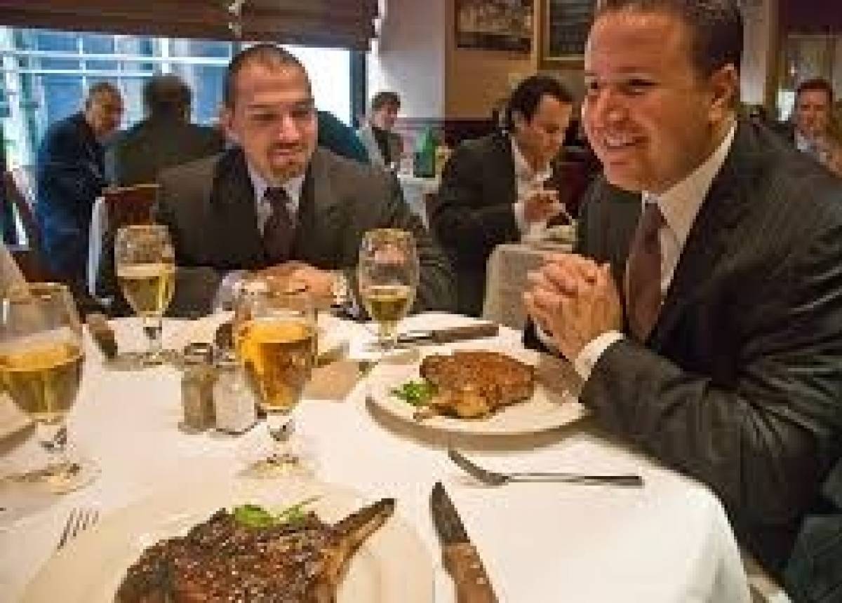 5 tips για ένα επιτυχημένο business lunch