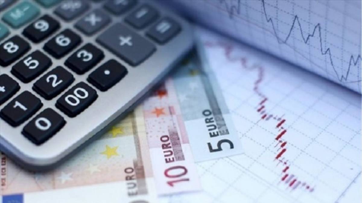 Στα «σκαριά» μέτρα φοροελαφρύνσεων για τις επιχειρήσεις