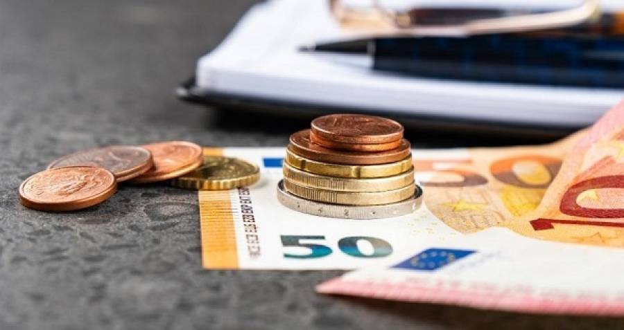 ΟΠΕΚΑ: Καταβάλλονται την Παρασκευή επιδόματα ύψους €177,4 εκατ.