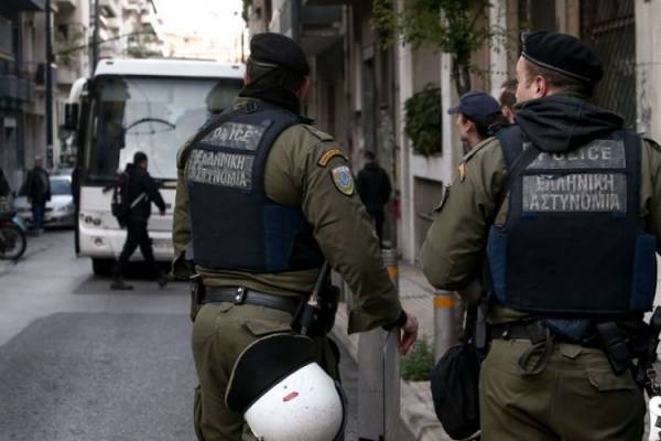 Συλλήψεις μετά από επιχείρηση της ΕΛΑΣ στα Εξάρχεια