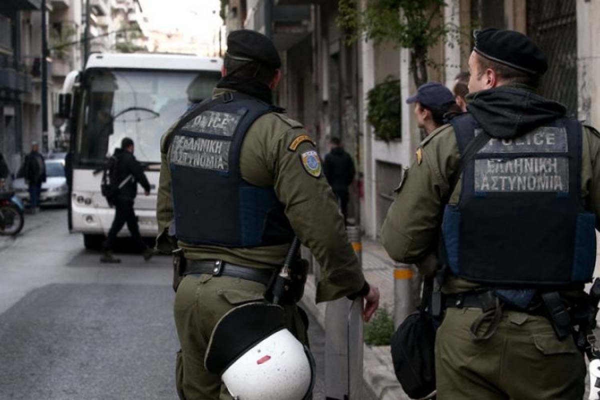 Συλλήψεις μετά από επιχείρηση της ΕΛΑΣ στα Εξάρχεια