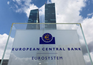 EKT: Αμετάβλητα τα επιτόκια - Η αβεβαιότητα παραμένει υψηλή