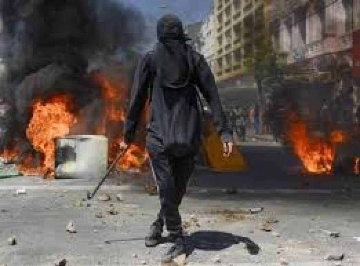 Χιλή: Κυβερνητική έκκληση για τερματισμό της βίας - 23 νεκροί