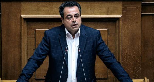 Σαντορινιός: Η Υγεία στα νησιά και η Ακτοπλοΐα εκπέμπουν «SOS»