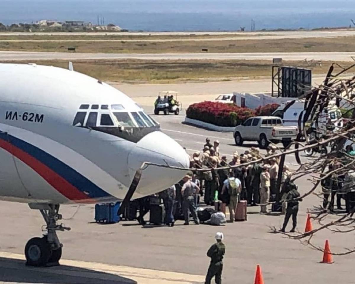 Στρατιωτική ενίσχυση από τη Ρωσία στη Βενεζουέλα