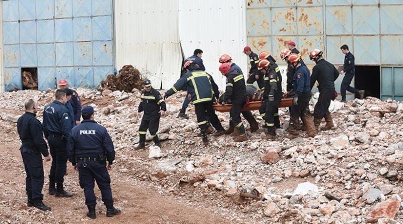 Βρέθηκε μία ακόμη σορός-Είκοσι οι νεκροί στη Δυτική Αττική