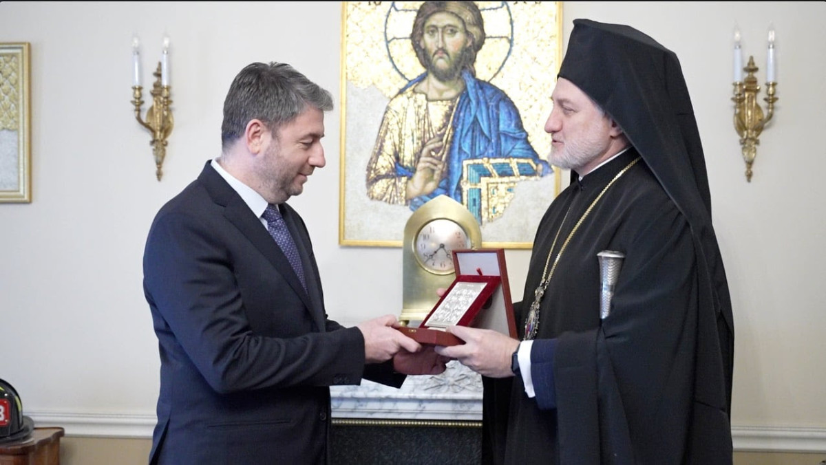 Ανδρουλάκης προς Αρχιεπίσκοπο Αμερικής: Ορθά θέσατε το Κυπριακό στον Τραμπ