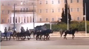 Δεν θα παρελάσει τελικά το ιππικό την 25η Μαρτίου-Ο λόγος