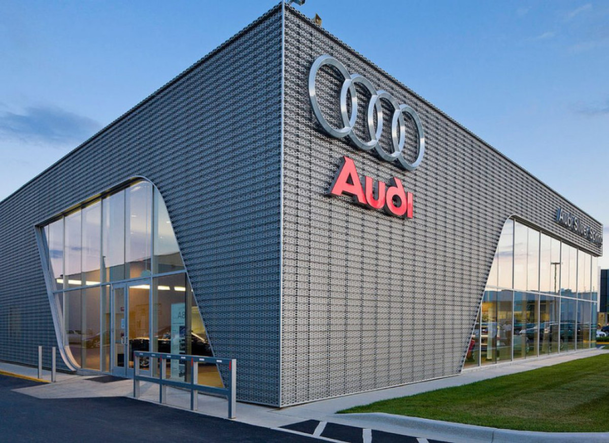 Audi: Σε πτώση τα κέρδη- «Κόβονται» 7.500 οι θέσεις εργασίας