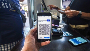 Τέλος τα πιστοποιητικά εμβολιασμού από Πρωτομαγιά- Τι ισχύει για ανεμβολίαστους
