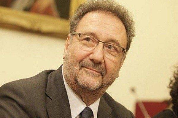 Πιτσιόρλας: Εντός διμήνου το νομοσχέδιο με φορολογικά κίνητρα για συγχωνεύσεις