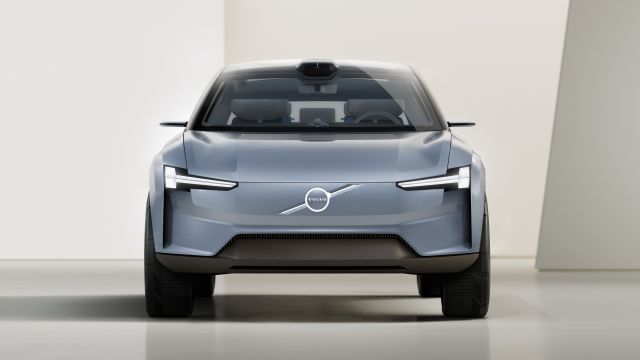 Το Volvo Concept Recharge είναι ένα μανιφέστο για το ηλεκτρικό μέλλον της Volvo