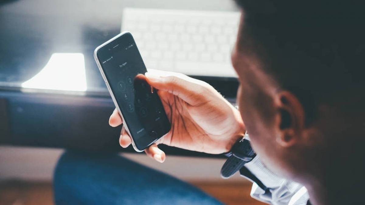 Μείωση των τιμών διεθνών κλήσεων και SMS εντός της ΕΕ