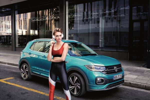 To VW T-Cross, η Κάρα Ντελεβίν και το εντυπωσιακό λανσάρισμα