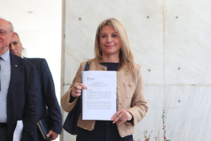 Καρυστιανού: «Όχι άλλα Τέμπη» – Κατατέθηκε η ιδρυτική διακήρυξη της «Ελπίδας για τη Δημοκρατία»