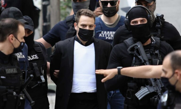 Καταγγελία για Αναγνωστόπουλο: Εμπλεκόταν με ναρκωτικά και η Καρολάϊν γνώριζε