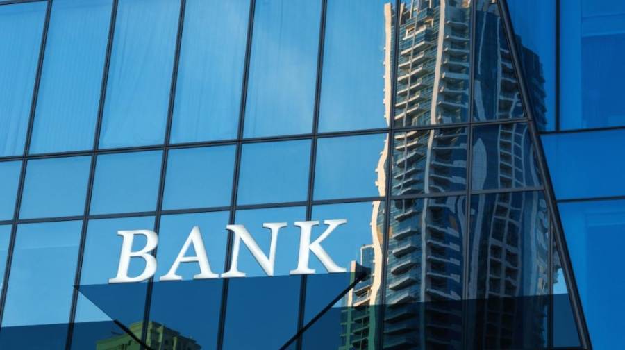 Eurobank Equities: «Χαμηλώνει» τις τιμές-στόχους για τις ελληνικές τράπεζες