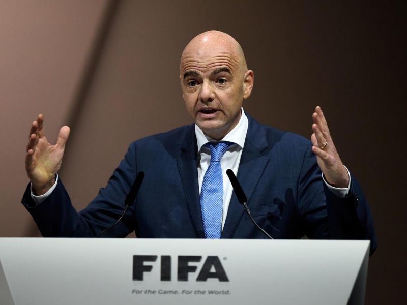 «Ντου» της αστυνομίας στα γραφεία της UEFA