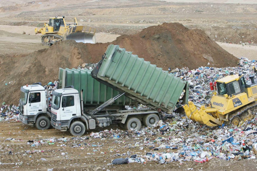 Απόβλητα: Τέλος ταφής με το «ζύγι» στους Δήμους- Η τροπολογία