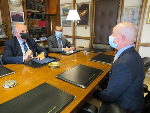 Συνάντηση Τσιάρα με το νέο εκπρόσωπο της Unicef Ελλάδος
