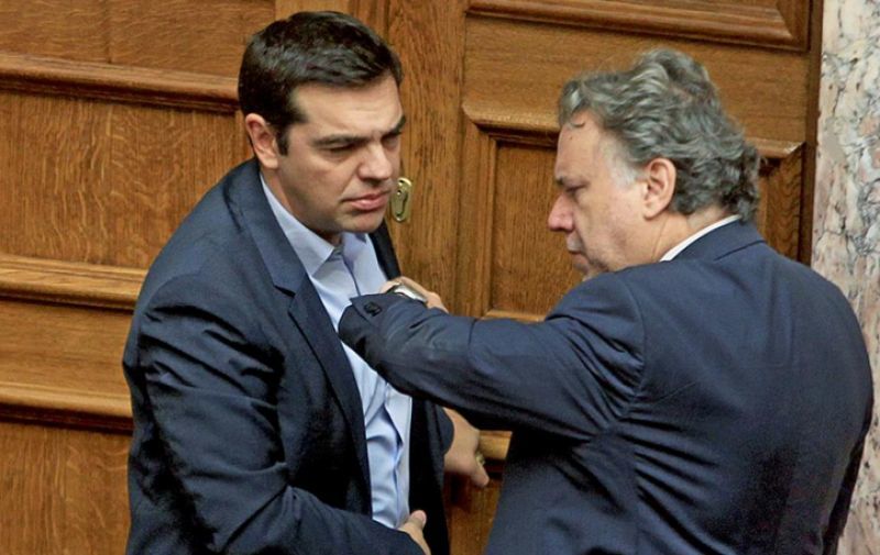 Κρίσιμος Ιανουάριος για την κυβέρνηση και "ποδαρικό" με το ασφαλιστικό