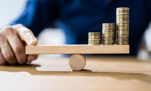 Attica Economic Review: Σε σημείο καμπής πληθωρισμός και προσδοκίες