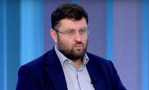 Ζαχαριάδης: Mας χωρίζουν λιγότερα από όσα μας ενώνουν με ΠΑΣΟΚ