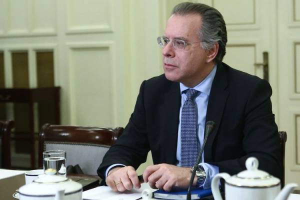 Κουμουτσάκος: Μάχες σε εσωτερικό και εξωτερικό για τις διαδικασίες άσυλου