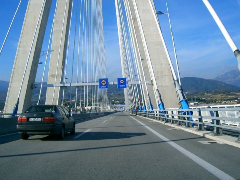 Νεκρός ανασύρθηκε από τη θαλάσσια περιοχή του Ρίου- Αντιρρίου 55χρονος