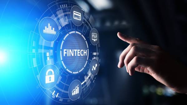 Άνω των $210 δισ. οι συνολικές επενδύσεις Fintech το 2021