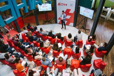 Νέα πλατφόρμα Υouthempowered.gr από την Coca-Cola Τρία Έψιλον